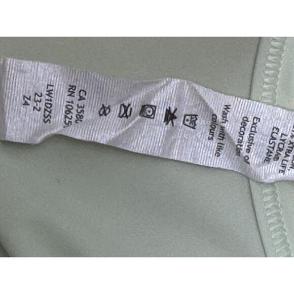 Lululemon Swift Ventilated Running Tank TopScream Green Light Women’s Size 8 - Picture 7 of 7